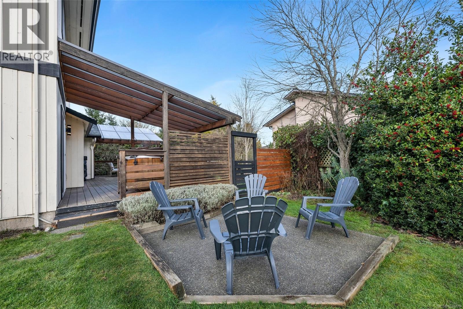 10369 Bowerbank Rd, Sidney, British Columbia  V8L 3L6 - Photo 43 - 1024479