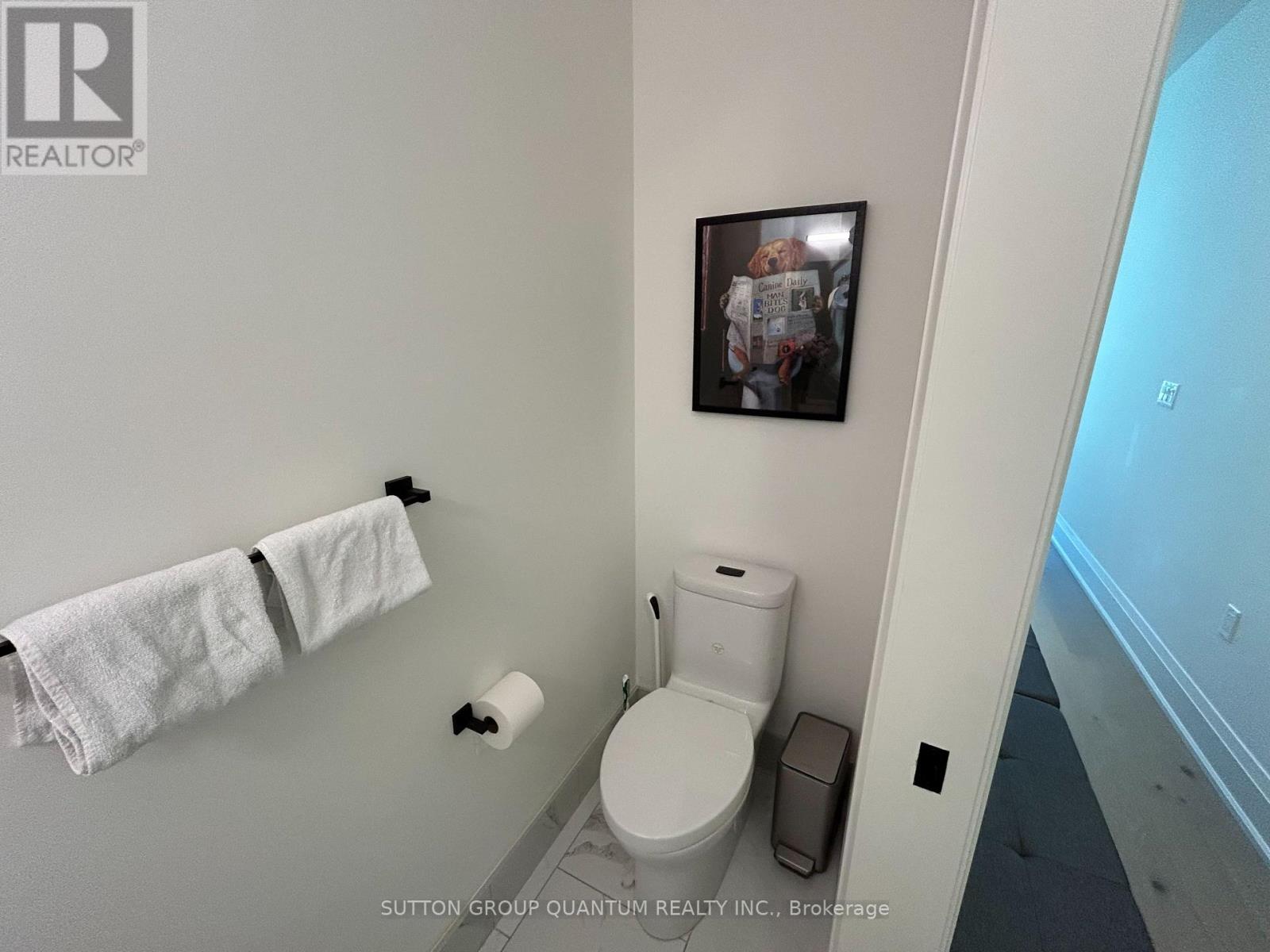 504 - 55 Port Street E, Mississauga (Port Credit), Ontario  L5G 4P3 - Photo 7 - W12433247