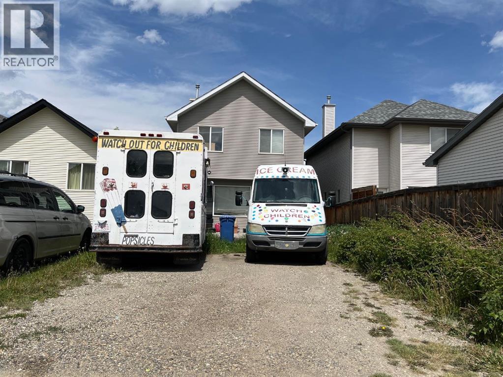 87 Cranberry Place Se, Calgary, Alberta  T3M 0G7 - Photo 2 - A2228840