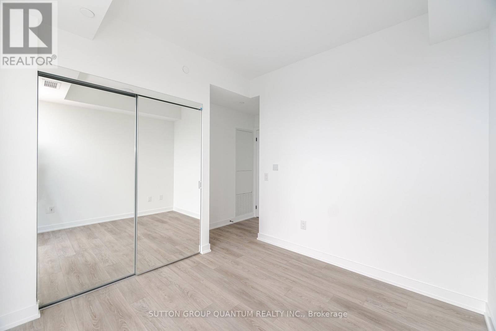 1305 - 220 Missinnihe Way, Mississauga, Ontario  L5H 0A9 - Photo 20 - W9387650