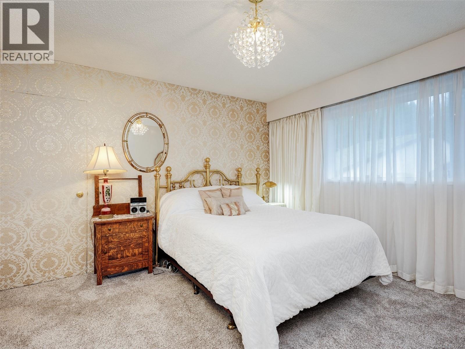 985 Sutcliffe Rd, Saanich, British Columbia  V8Y 1M9 - Photo 9 - 1023954