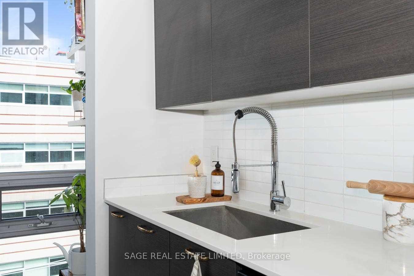 605 - 399 Adelaide Street W, Toronto, Ontario  M5V 1S1 - Photo 18 - C12736494