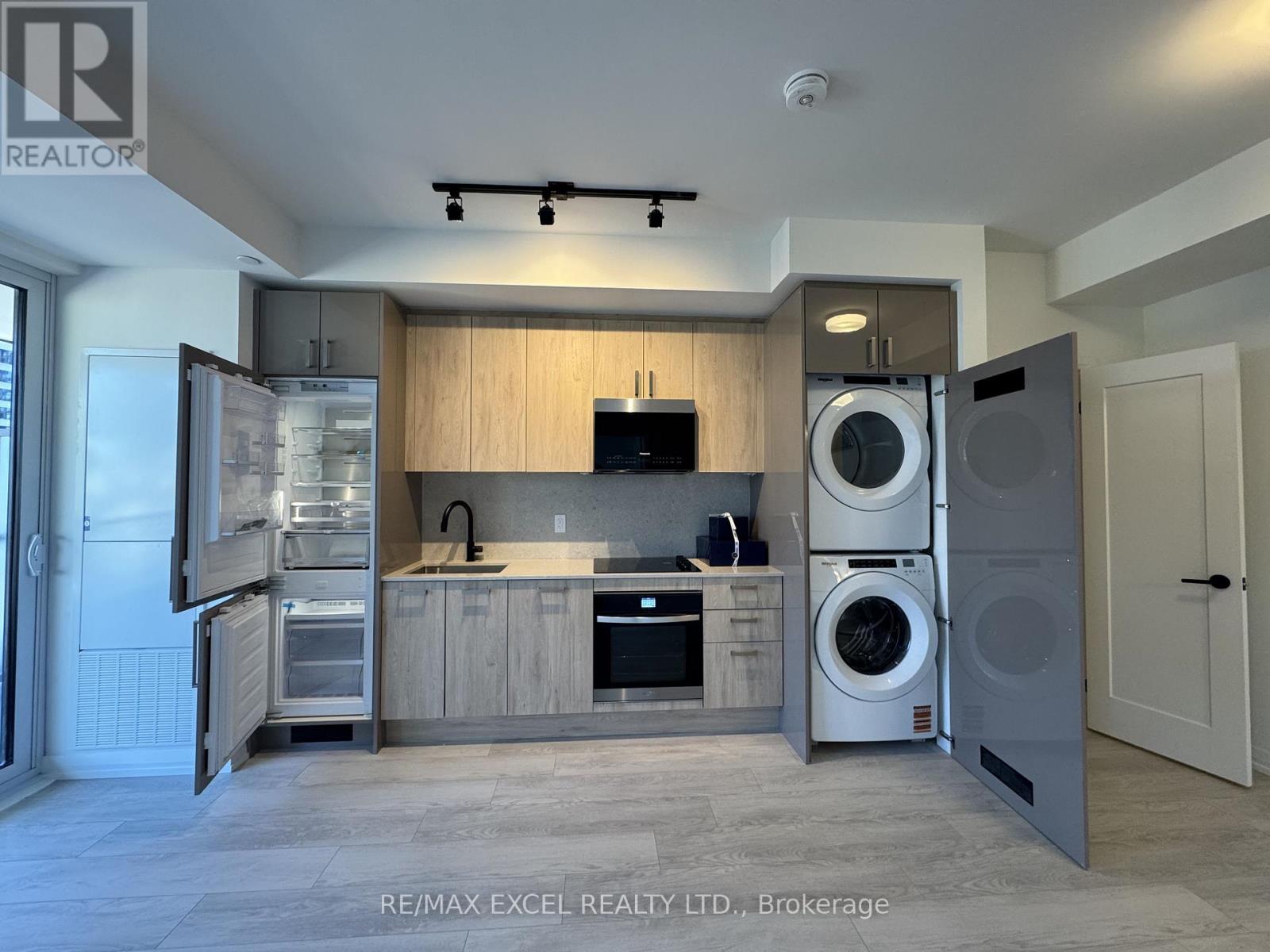 1504 - 280 Dundas Street W, Toronto, Ontario  M5T 0E3 - Photo 8 - C12736500