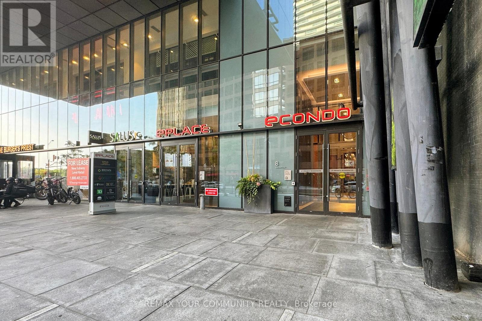 3701 - 8 Eglinton Avenue E, Toronto, Ontario  M4P 1A6 - Photo 3 - C12736592