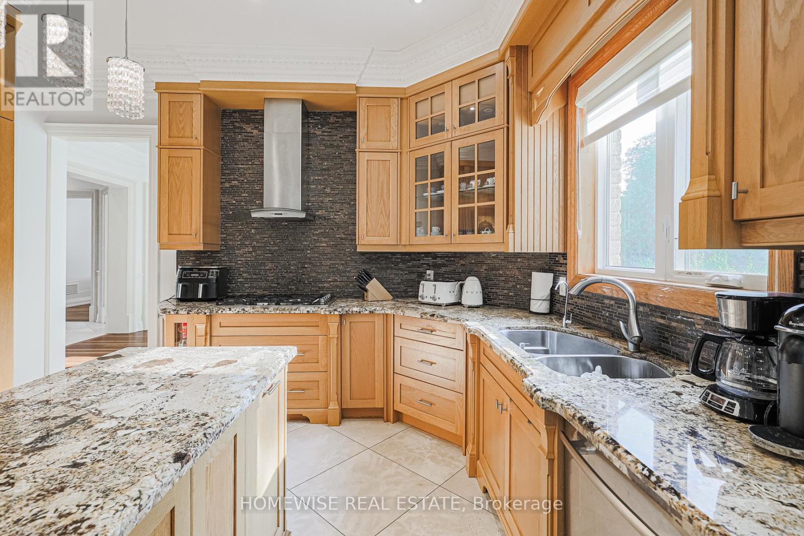 2706 Bayview Avenue, Toronto, Ontario  M2L 1B9 - Photo 16 - C12736608