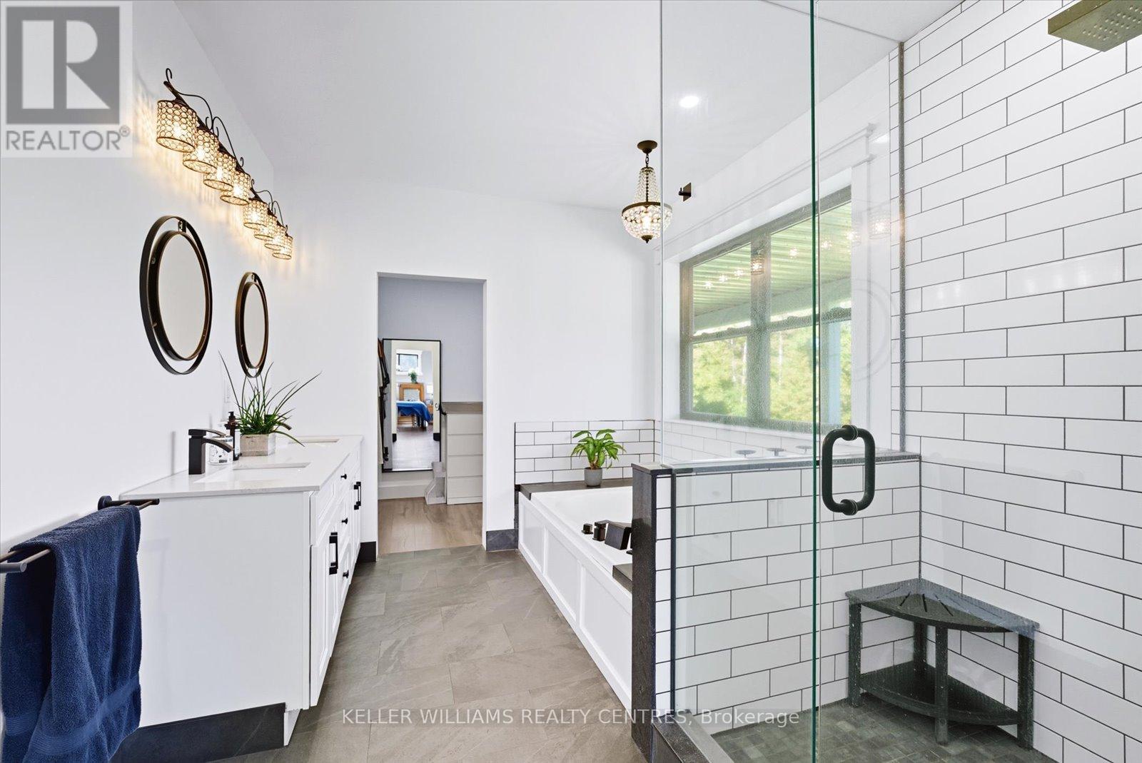 11601 Concession 3 Road, Uxbridge, Ontario  L9L 1R1 - Photo 29 - N12736554