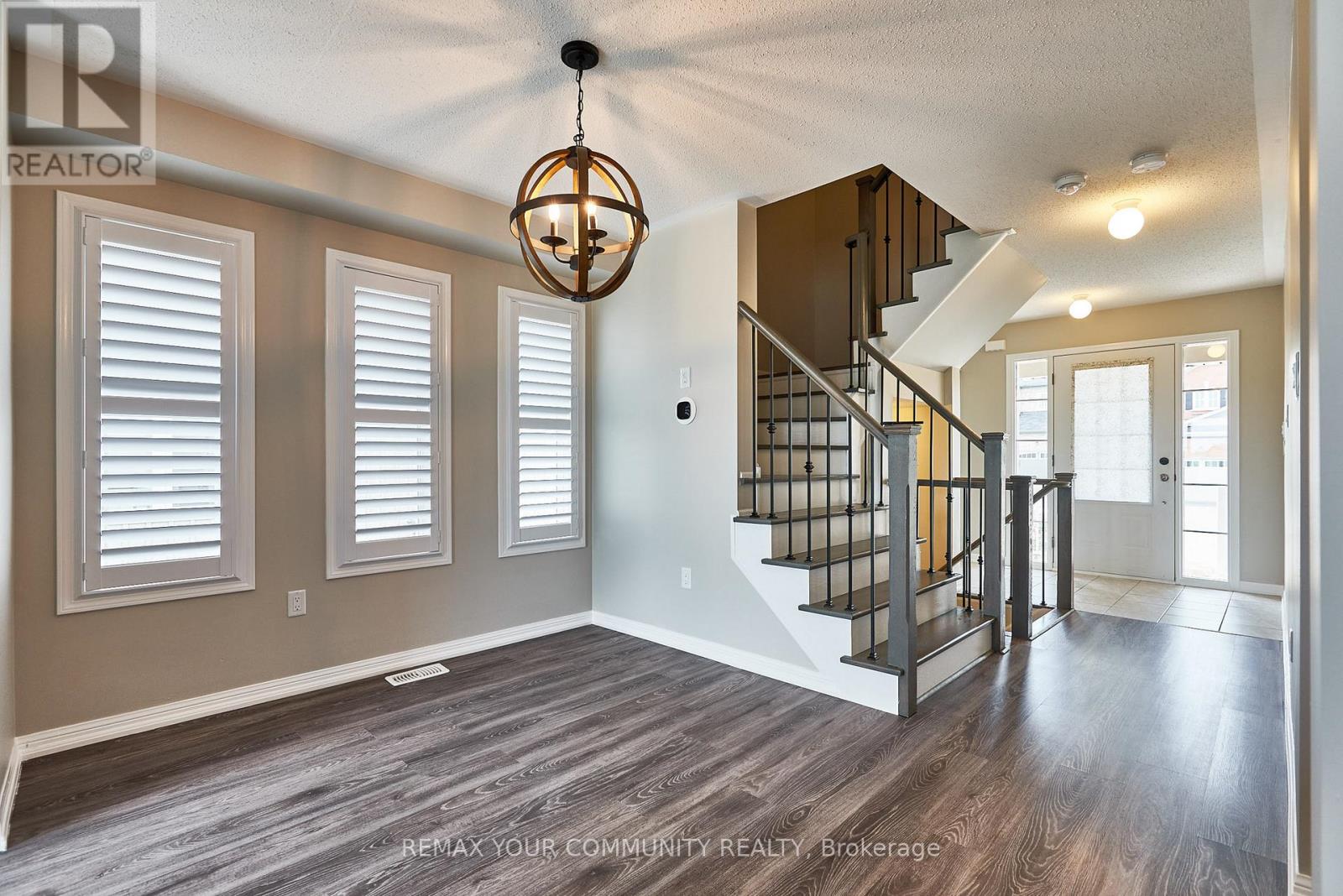 10 Don Hadden Crescent, Brock, Ontario  L0C 1H0 - Photo 7 - N12736574