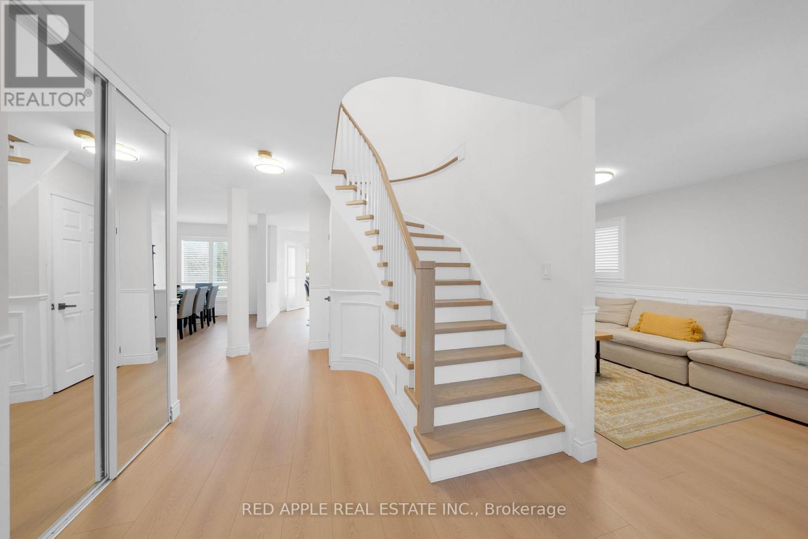 131 Northgate Drive, Bradford West Gwillimbury (Bradford), Ontario  L3Z 2Z7 - Photo 11 - N12736582