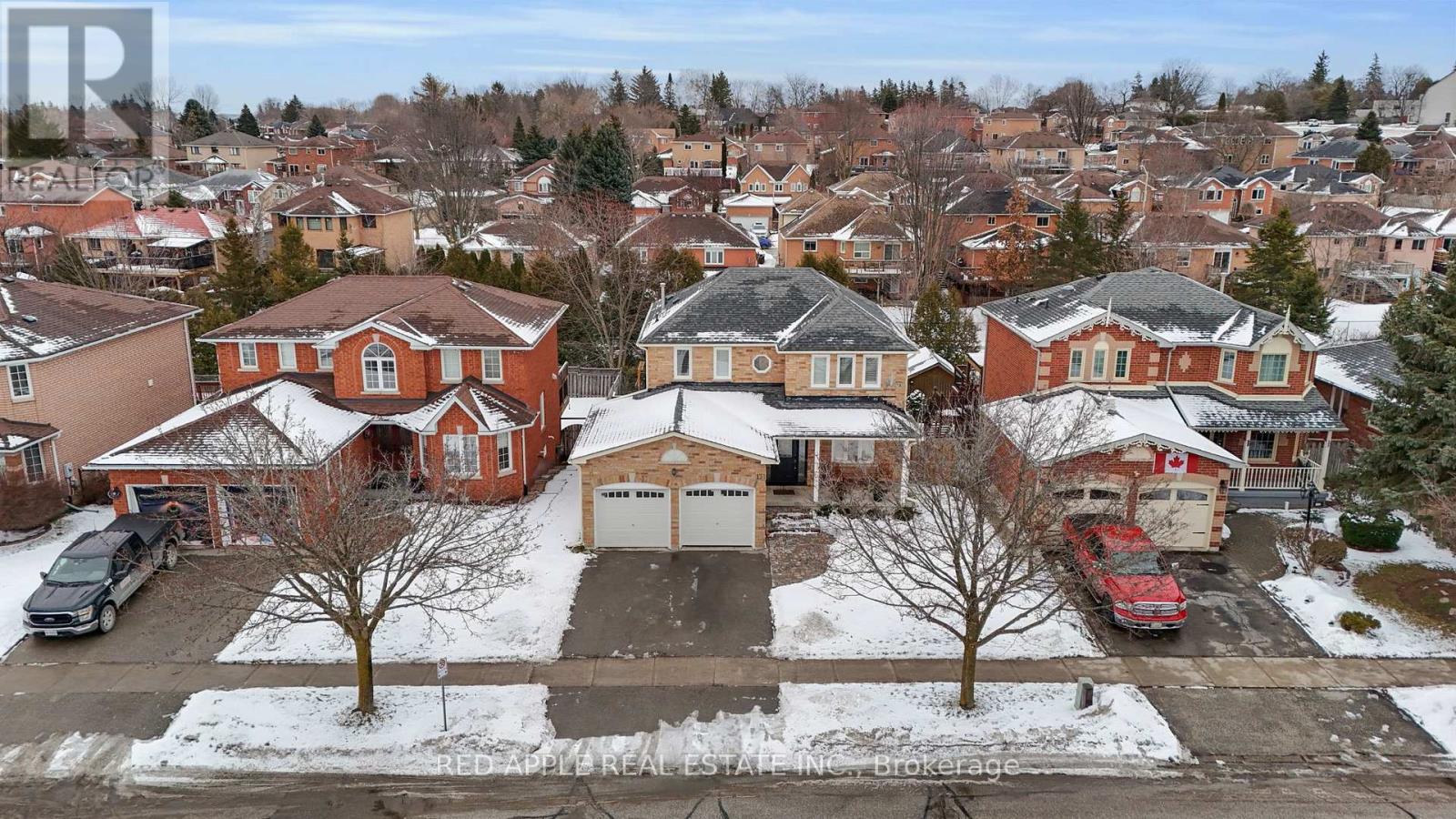 131 Northgate Drive, Bradford West Gwillimbury (Bradford), Ontario  L3Z 2Z7 - Photo 2 - N12736582