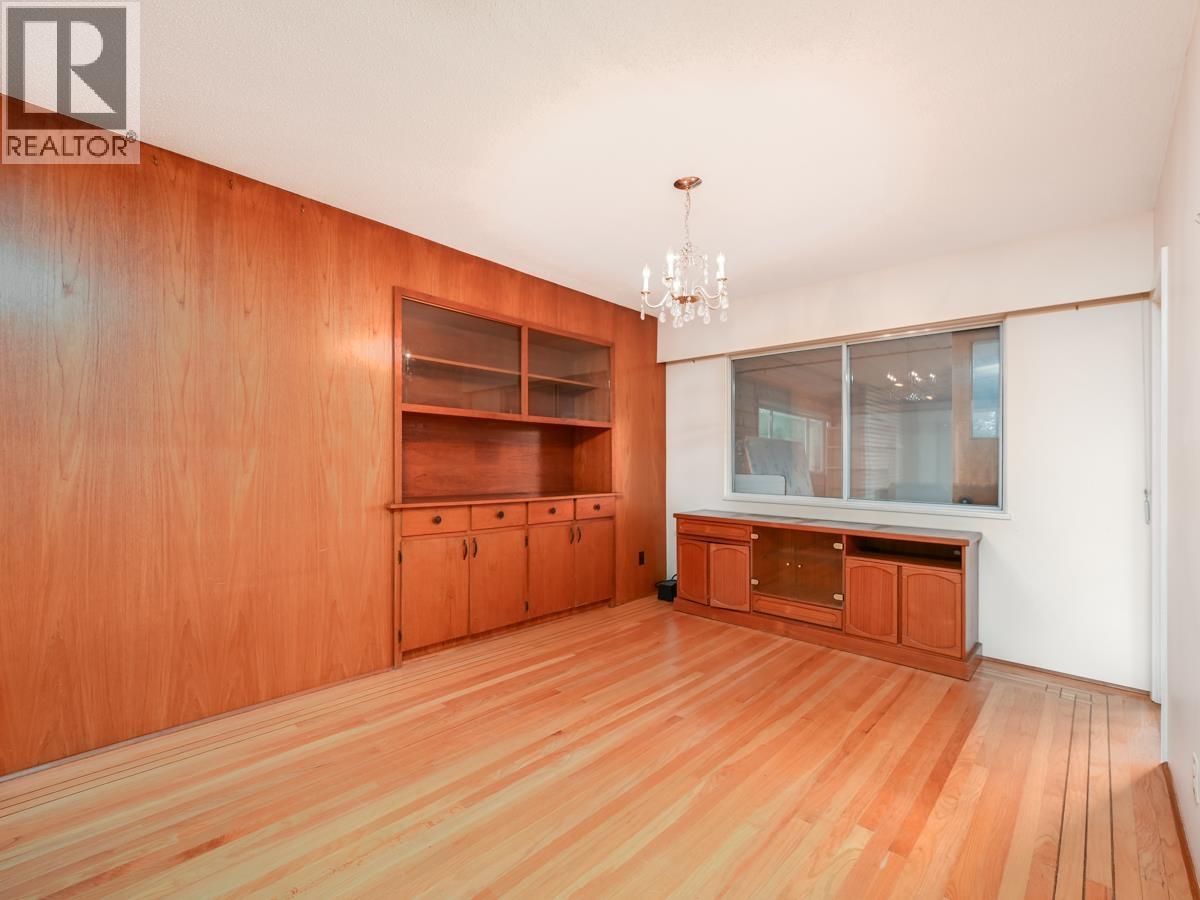 6031 Alta Court, Richmond, British Columbia  V7C 4A2 - Photo 14 - R3083502