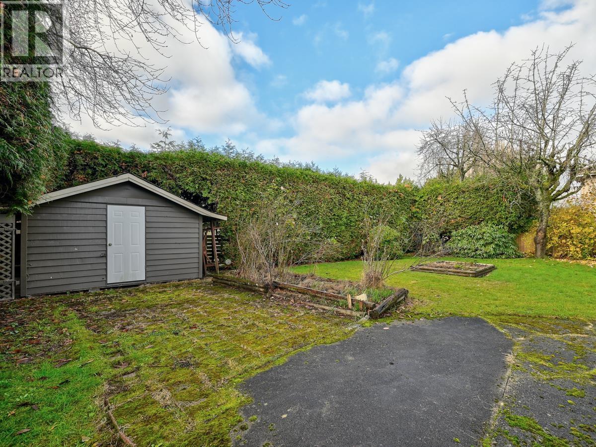 6031 Alta Court, Richmond, British Columbia  V7C 4A2 - Photo 4 - R3083502