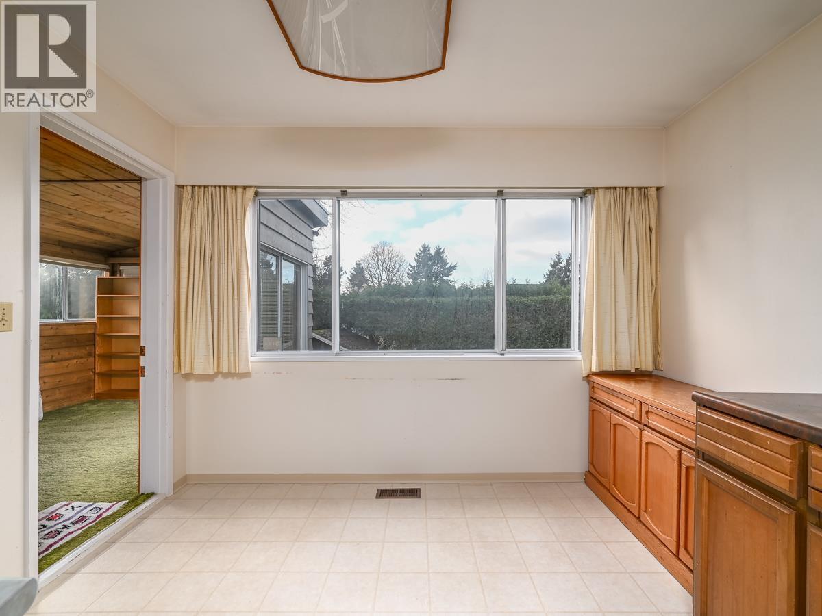 6031 Alta Court, Richmond, British Columbia  V7C 4A2 - Photo 17 - R3083502