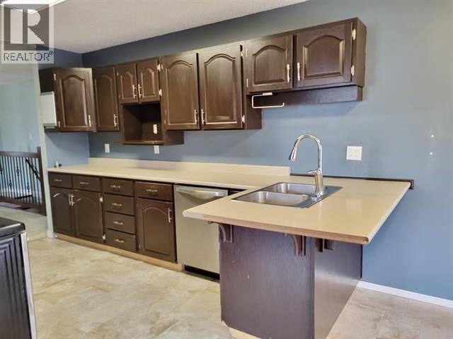 155 Vanderview Drive, Vanderhoof, British Columbia  V0J 3A2 - Photo 3 - R3083779