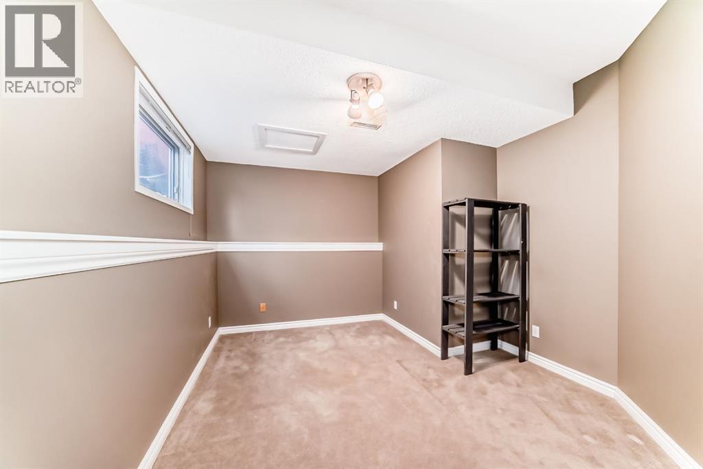 8373 Edgevalley Drive Nw, Calgary, Alberta  T3A 4X6 - Photo 33 - A2281096