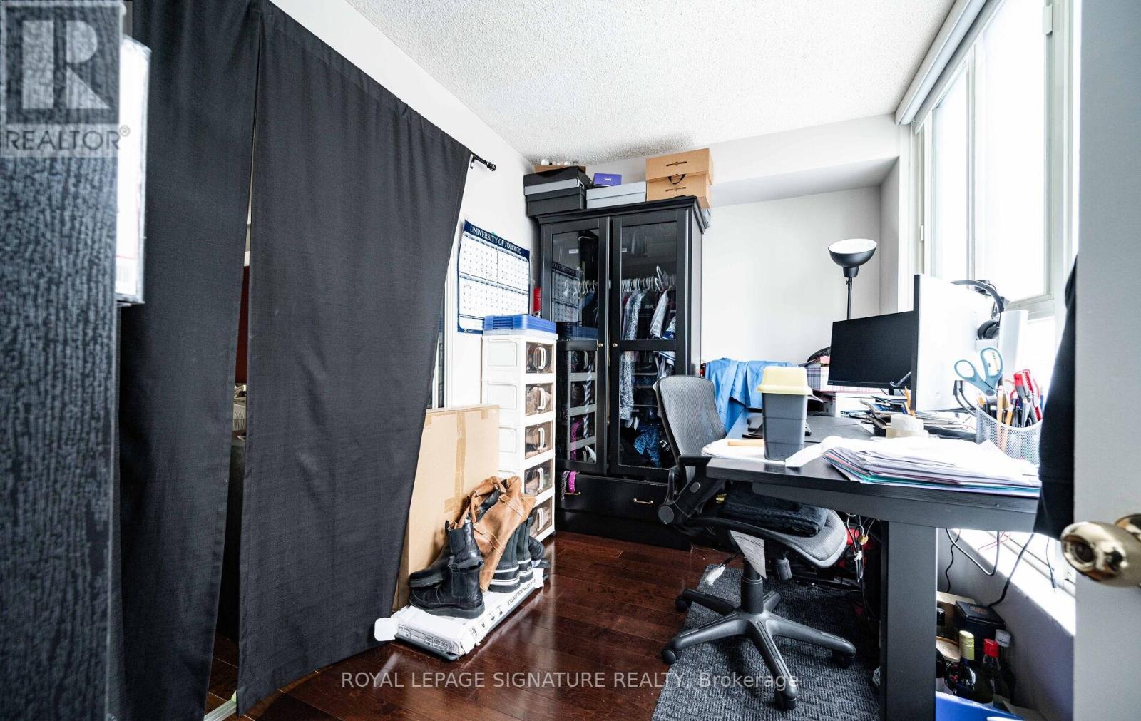 308 - 250 Webb Drive, Mississauga, Ontario  L5B 3Z4 - Photo 19 - W12736516