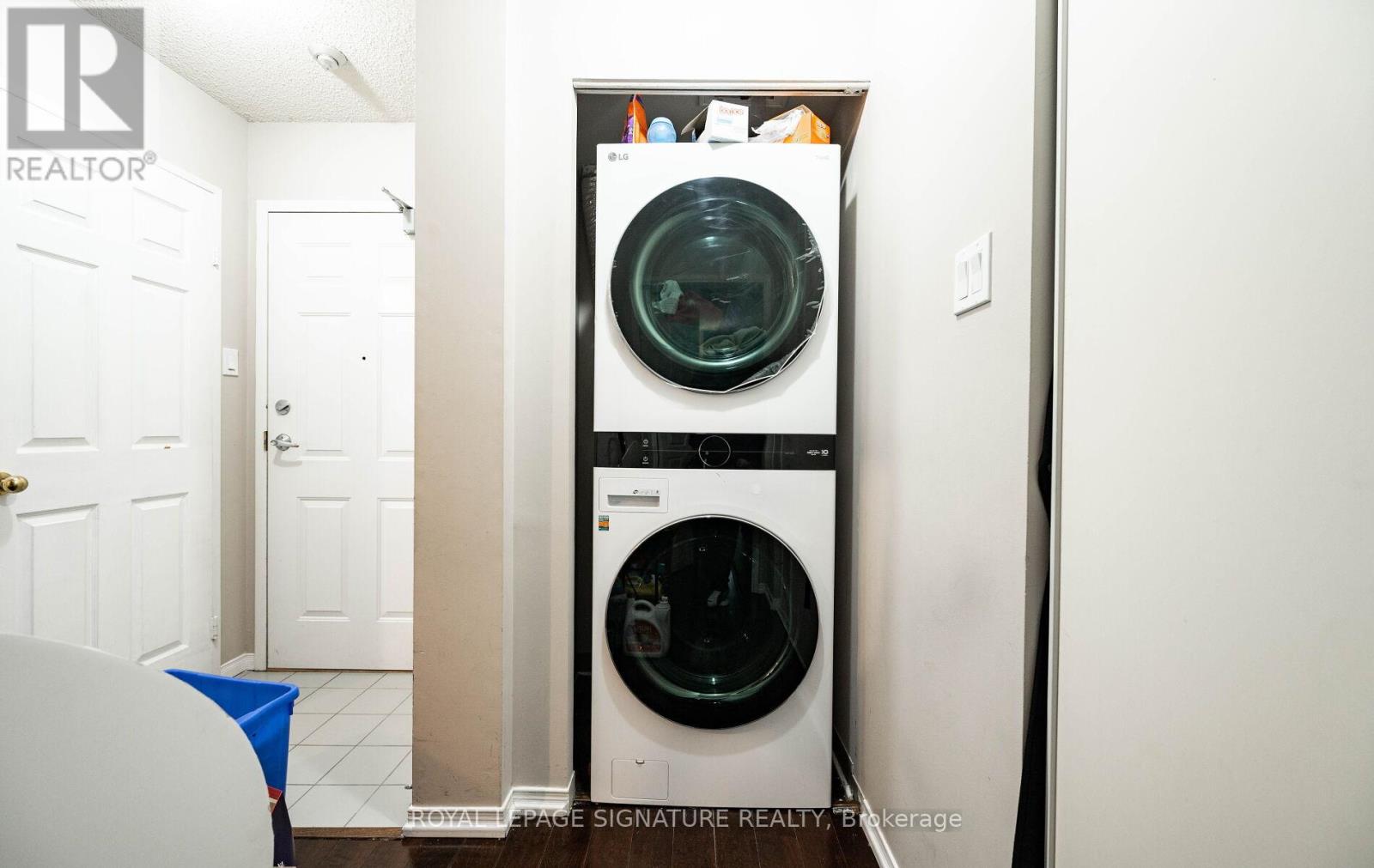 308 - 250 Webb Drive, Mississauga, Ontario  L5B 3Z4 - Photo 33 - W12736516