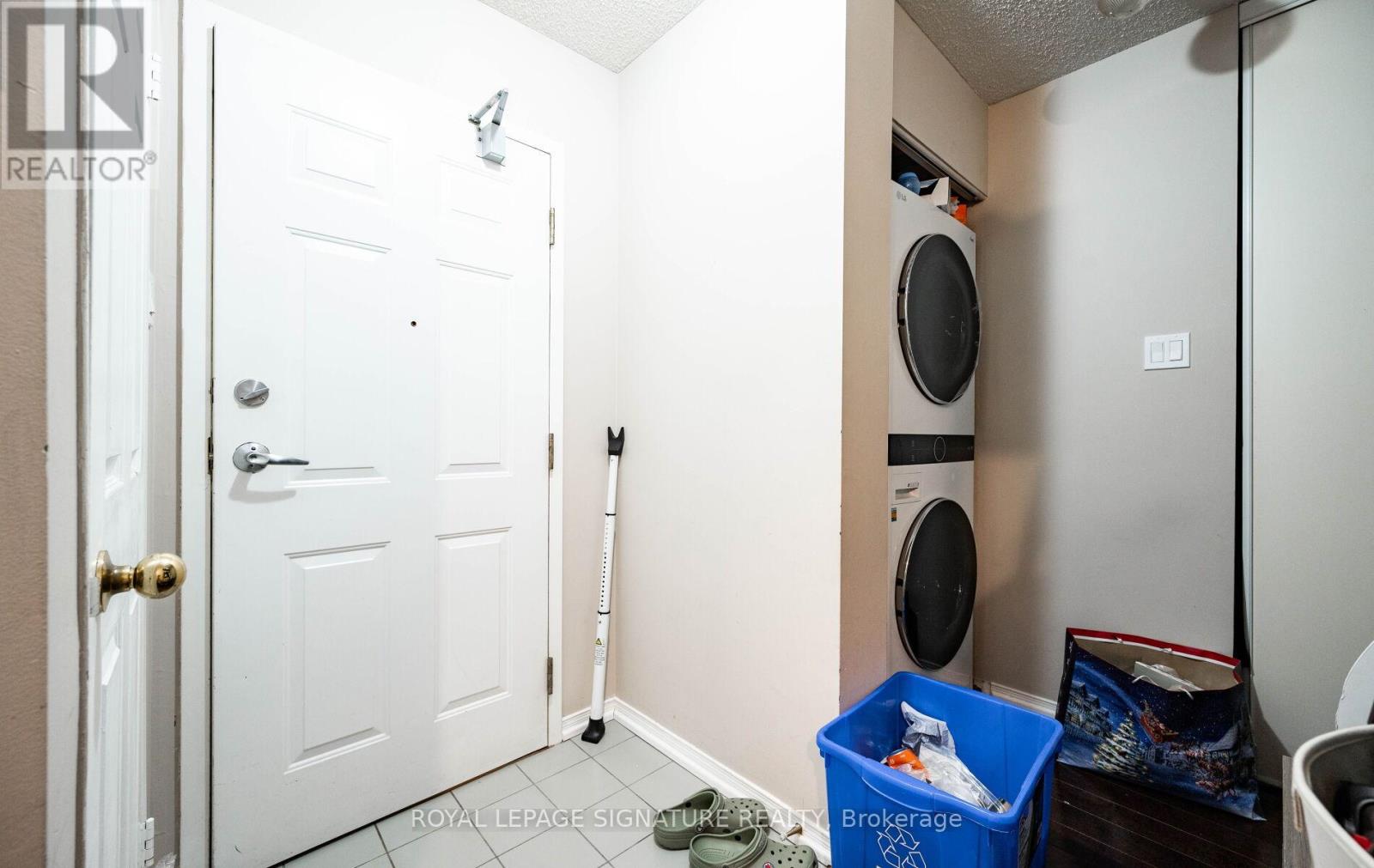 308 - 250 Webb Drive, Mississauga, Ontario  L5B 3Z4 - Photo 41 - W12736516