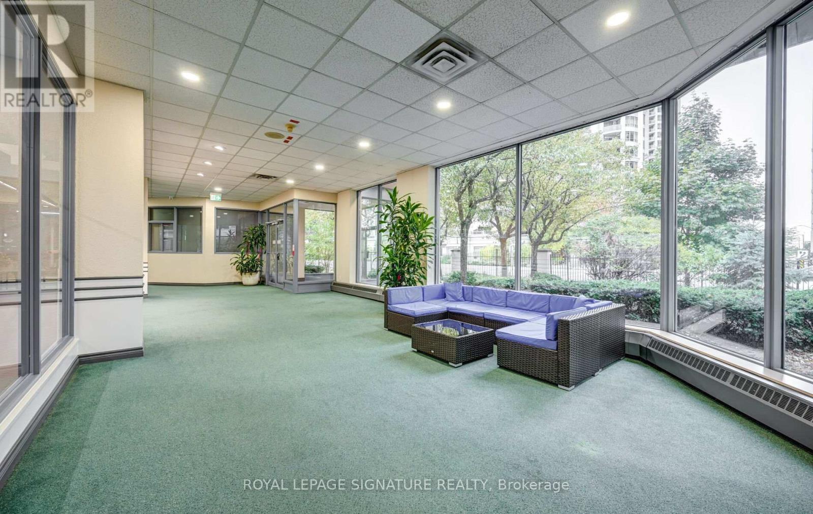 308 - 250 Webb Drive, Mississauga, Ontario  L5B 3Z4 - Photo 49 - W12736516