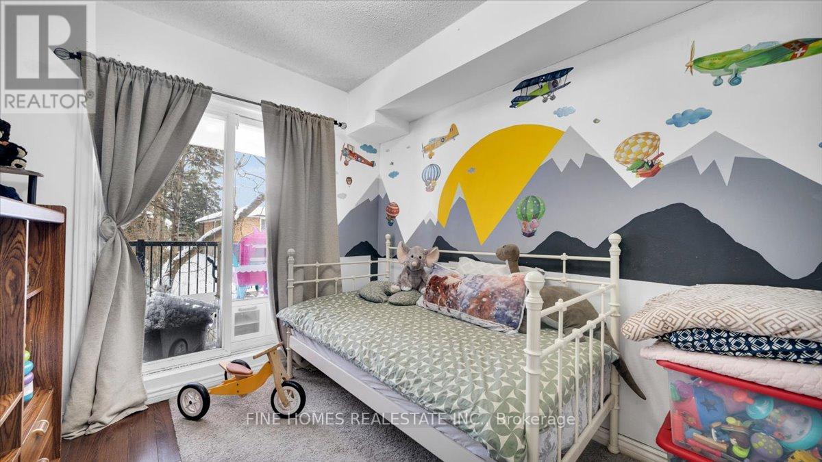 2072 - 3041 Finch Avenue W, Toronto, Ontario  M9M 0A4 - Photo 11 - W12736528