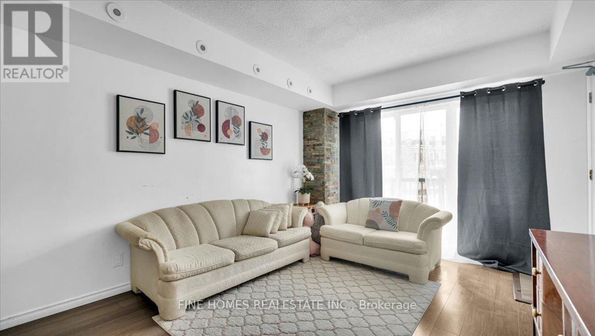 2072 - 3041 Finch Avenue W, Toronto, Ontario  M9M 0A4 - Photo 5 - W12736528