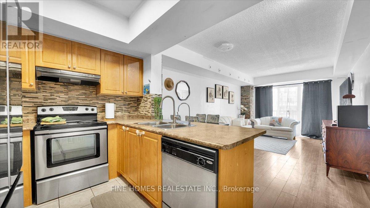 2072 - 3041 Finch Avenue W, Toronto, Ontario  M9M 0A4 - Photo 8 - W12736528