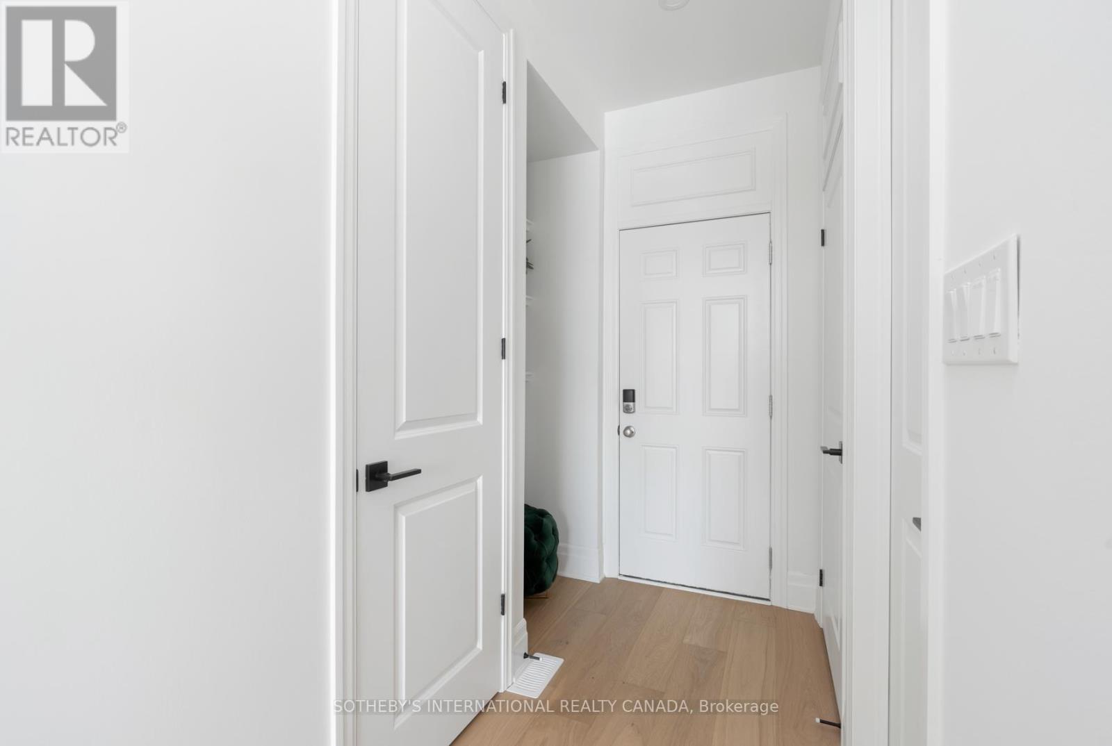 1556 Cookman Drive, Milton, Ontario  L9E 2A7 - Photo 22 - W12736588