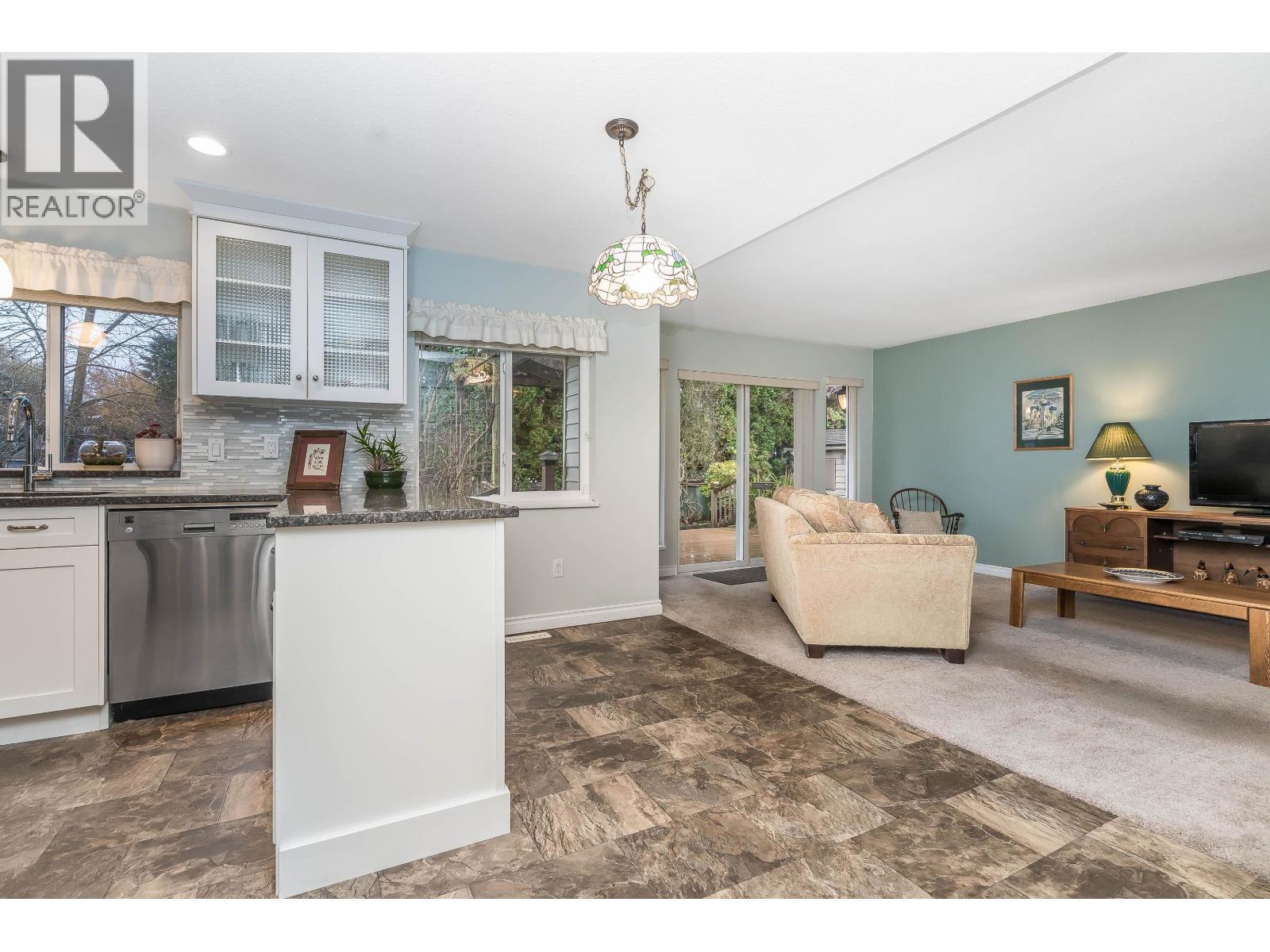 12020 Dover Street, Maple Ridge, British Columbia  V2X 7X8 - Photo 18 - R3083692