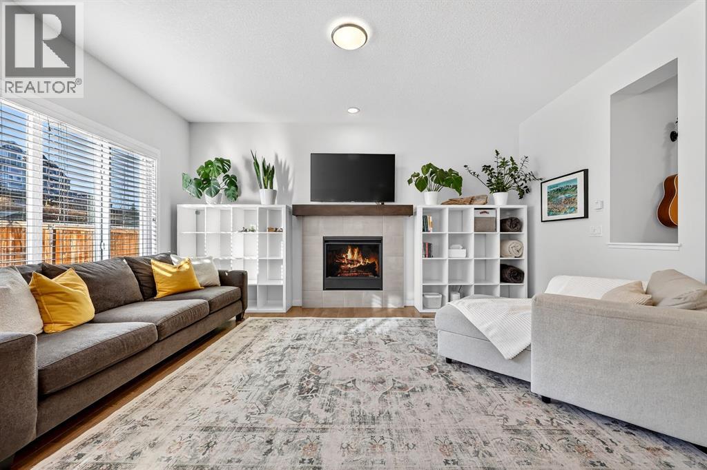 276 Hillcrest Drive Sw, Airdrie, Alberta  T4B 4C7 - Photo 10 - A2281240