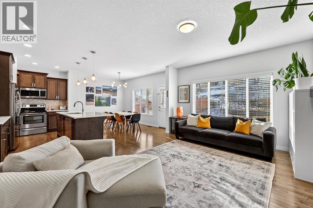 276 Hillcrest Drive Sw, Airdrie, Alberta  T4B 4C7 - Photo 11 - A2281240