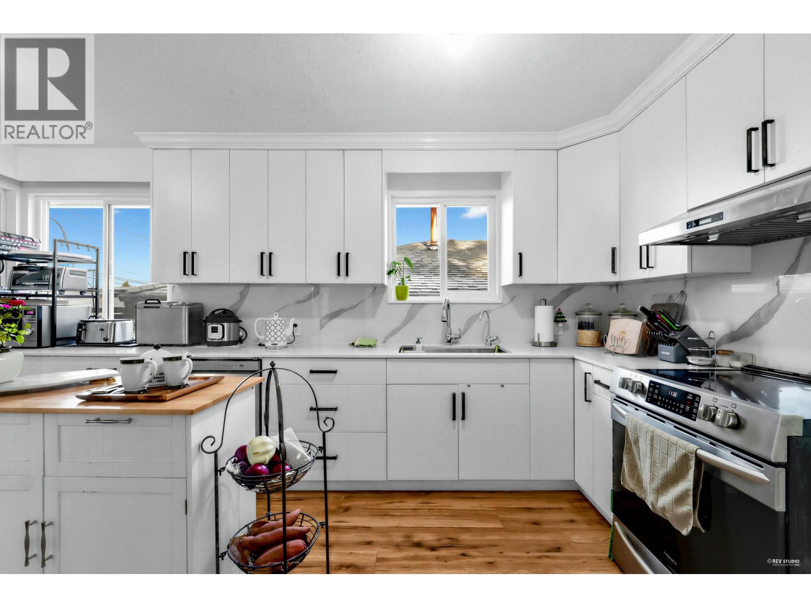 3091 Renfrew Street, Vancouver, British Columbia  V5M 3K7 - Photo 11 - R3083769