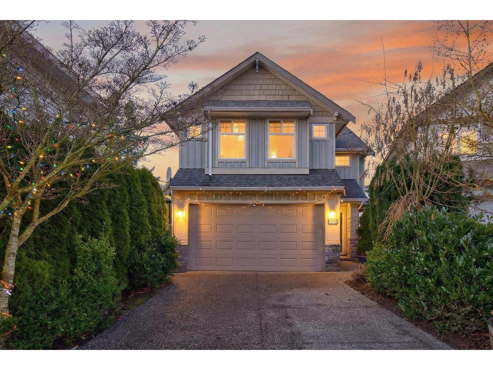 2363 157a Street, Surrey, British Columbia  V4A 9Y4 - Photo 1 - R3083875