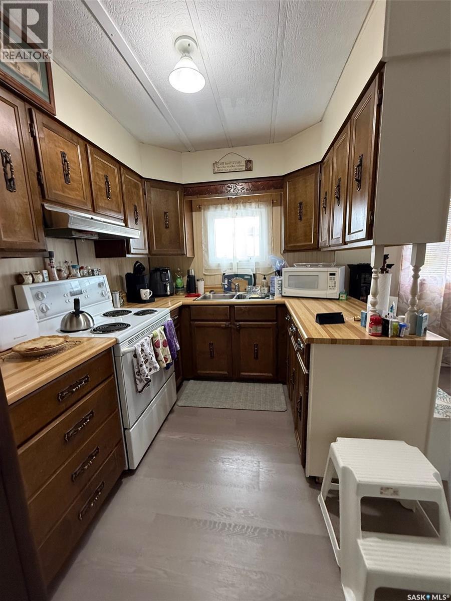 1508-1510 1st Avenue, Edam, Saskatchewan  S0M 0V0 - Photo 8 - SK027554