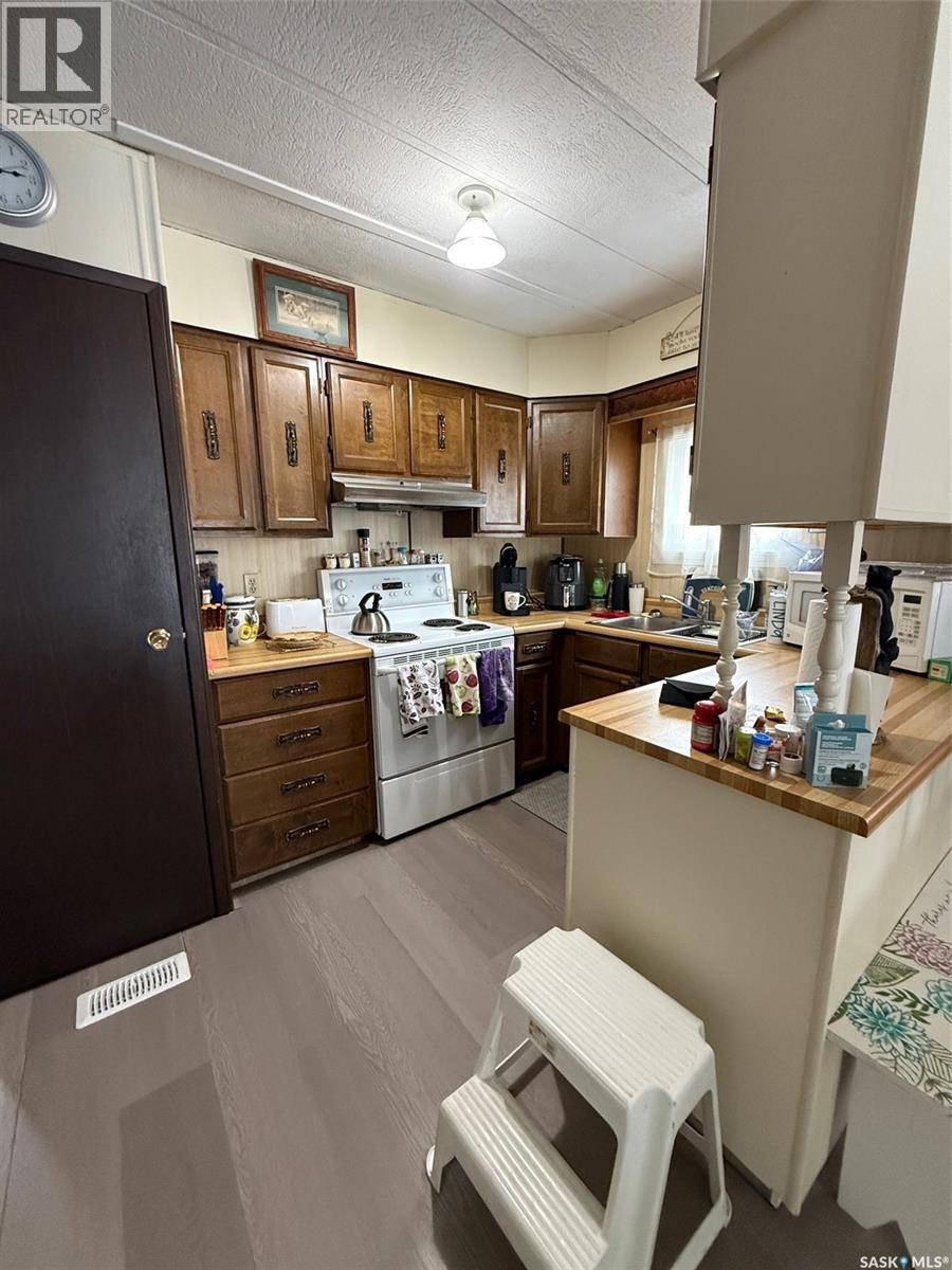 1508-1510 1st Avenue, Edam, Saskatchewan  S0M 0V0 - Photo 9 - SK027554