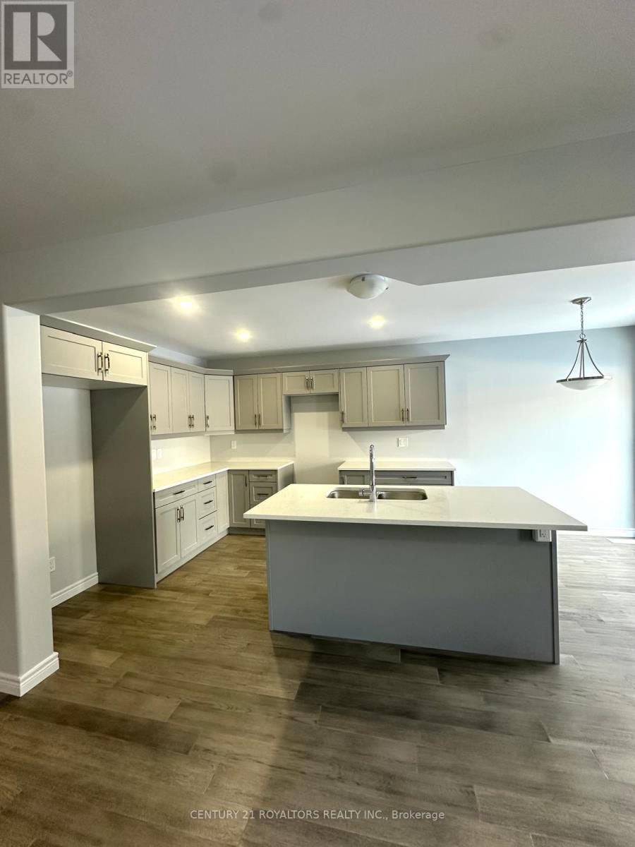 240 O'neil Street, Peterborough, Ontario  K9J 6X4 - Photo 11 - X12736510