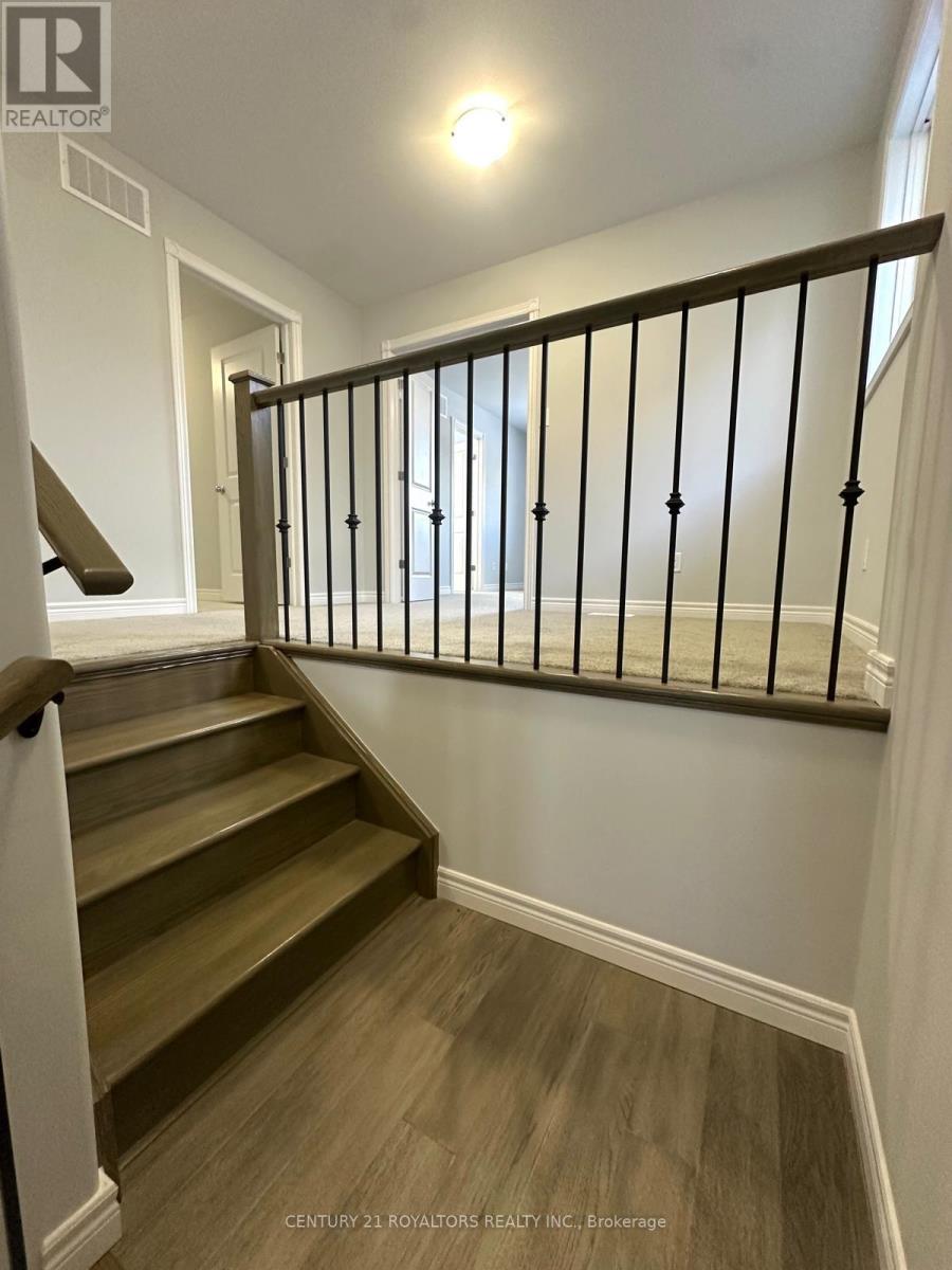 240 O'neil Street, Peterborough, Ontario  K9J 6X4 - Photo 17 - X12736510