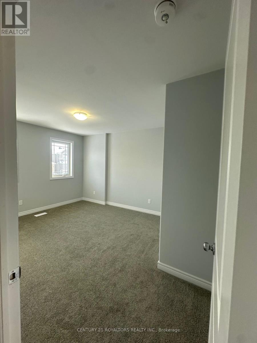 240 O'neil Street, Peterborough, Ontario  K9J 6X4 - Photo 24 - X12736510