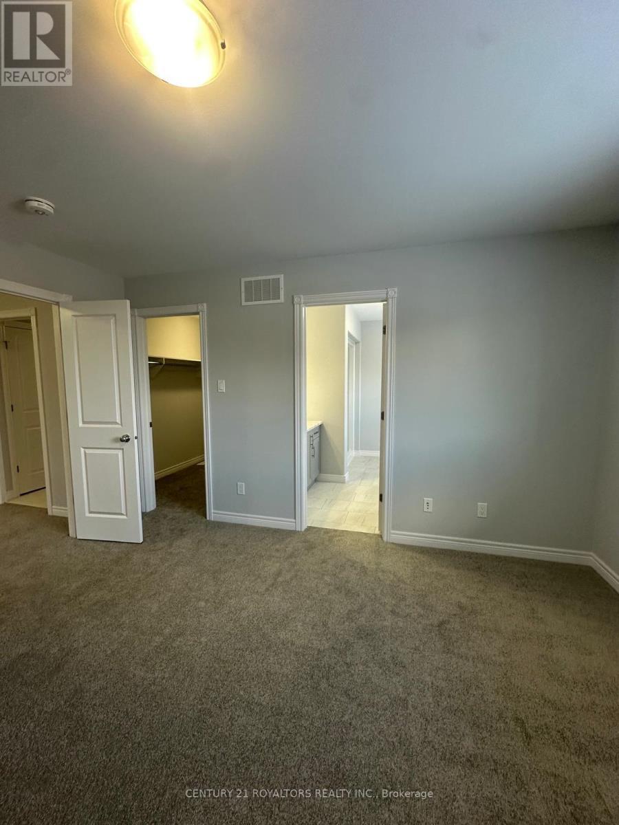 240 O'neil Street, Peterborough, Ontario  K9J 6X4 - Photo 27 - X12736510