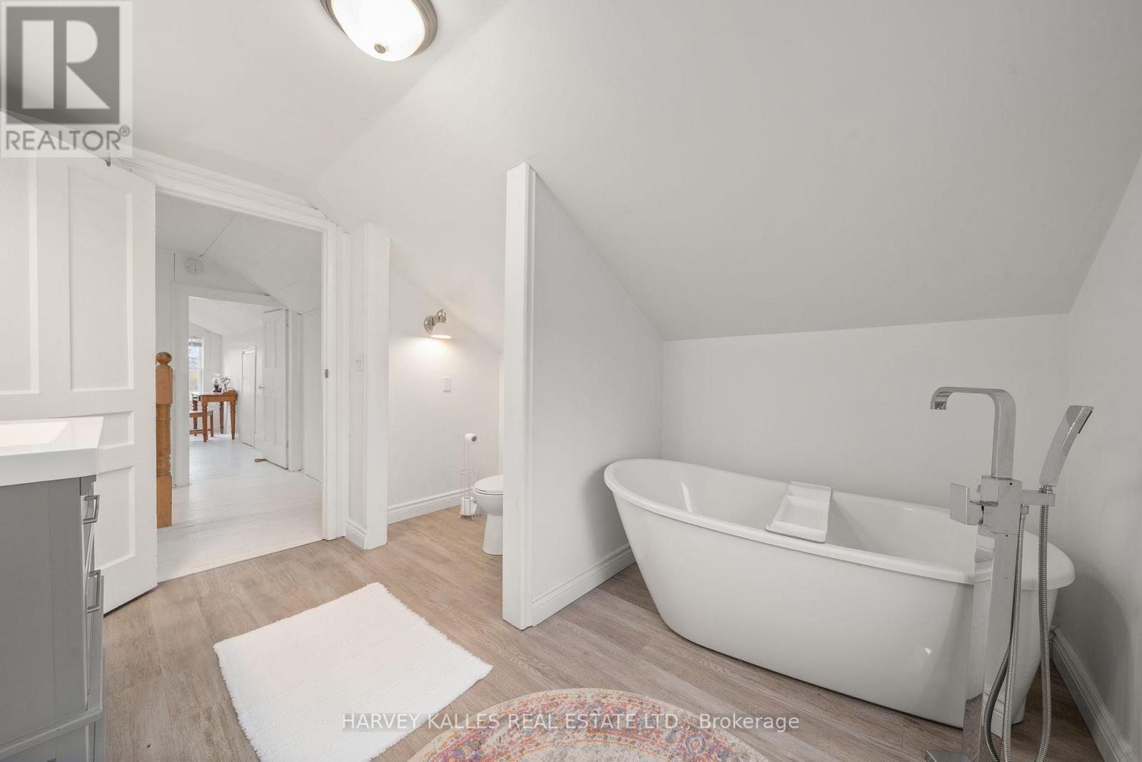 8 - 4427 County Road, Prince Edward County, Ontario  K0K 2T0 - Photo 24 - X12583650