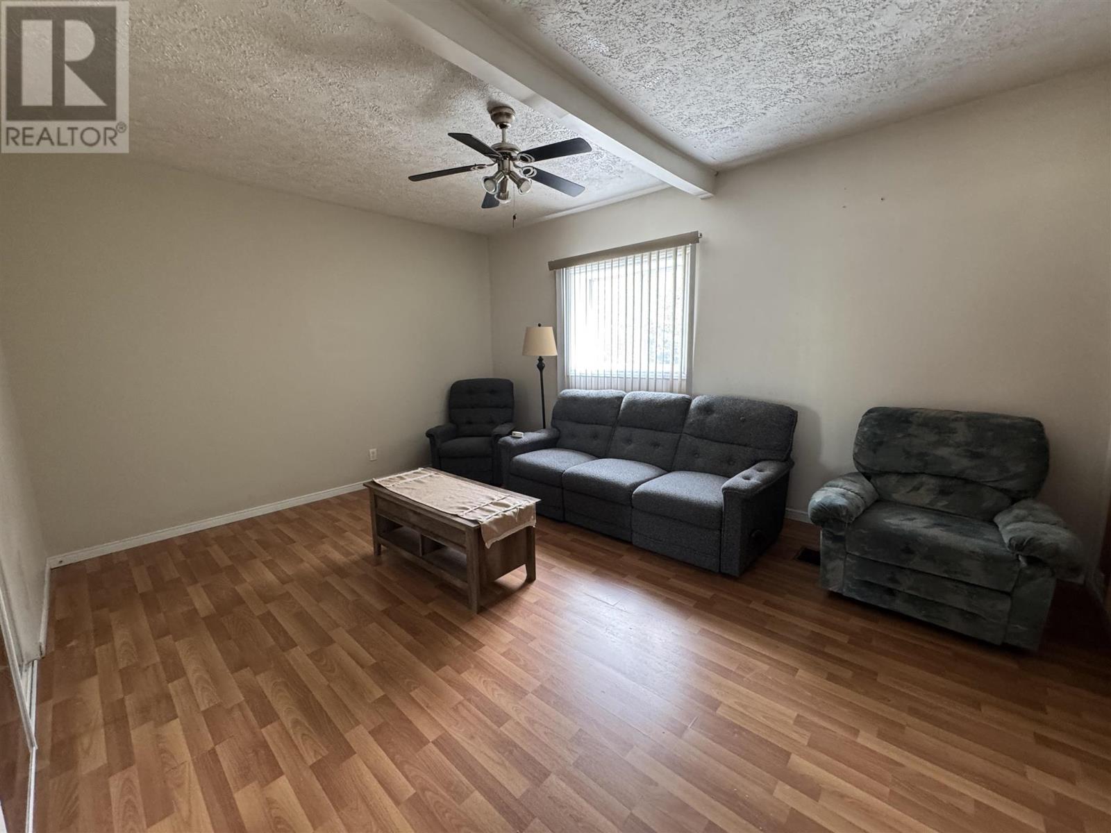 16 Lansdowne St S, Chapleau, Ontario  P0M 1K0 - Photo 7 - SM251689