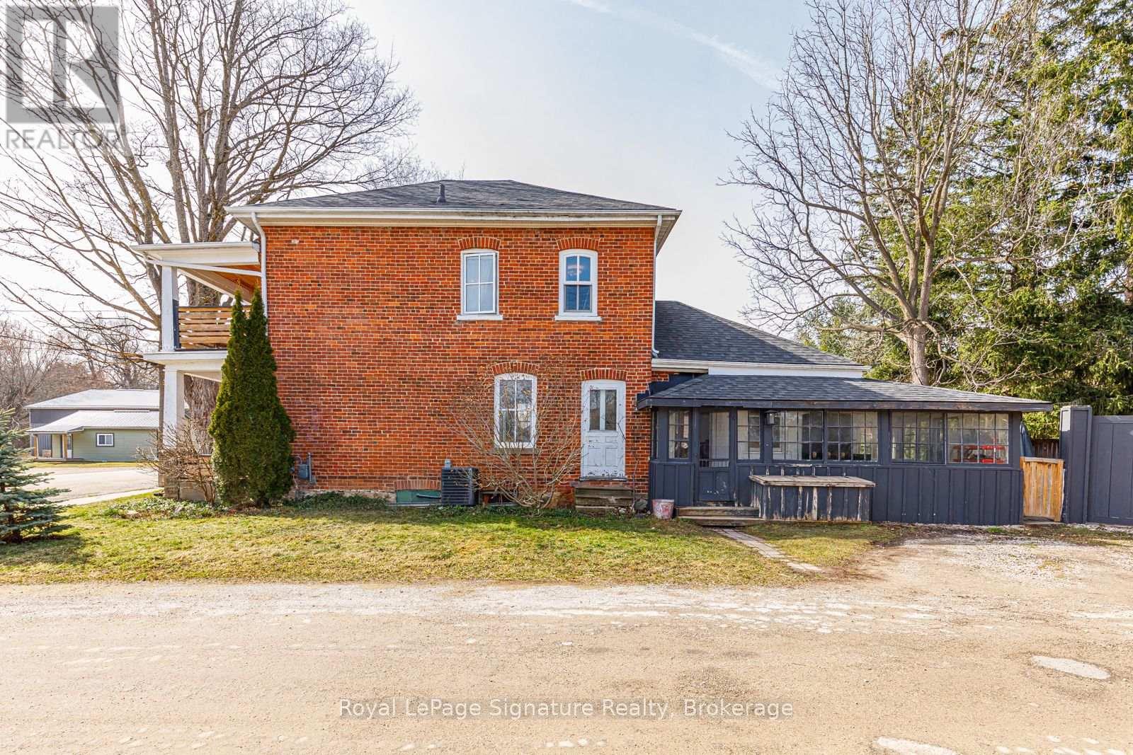 155 Clark Street, Blue Mountains, Ontario  N0H 1J0 - Photo 23 - X12736660