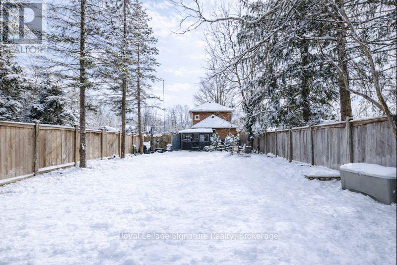 155 Clark Street, Blue Mountains, Ontario  N0H 1J0 - Photo 3 - X12736660