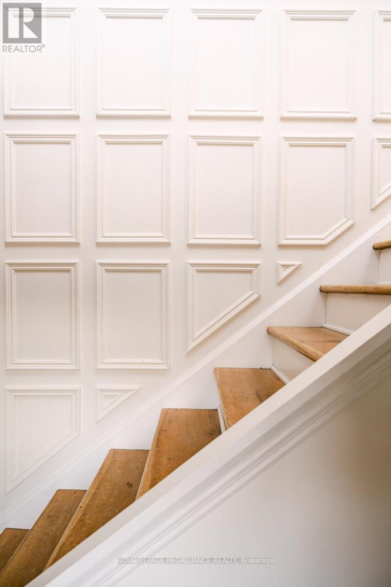 374 Bloomfield Main Street, Prince Edward County, Ontario  K0K 1G0 - Photo 22 - X12736678