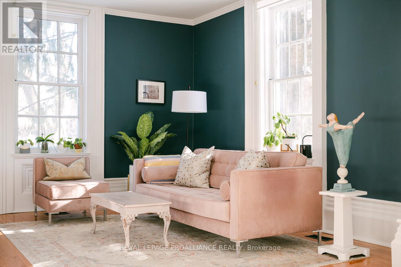 374 Bloomfield Main Street, Prince Edward County, Ontario  K0K 1G0 - Photo 8 - X12736678