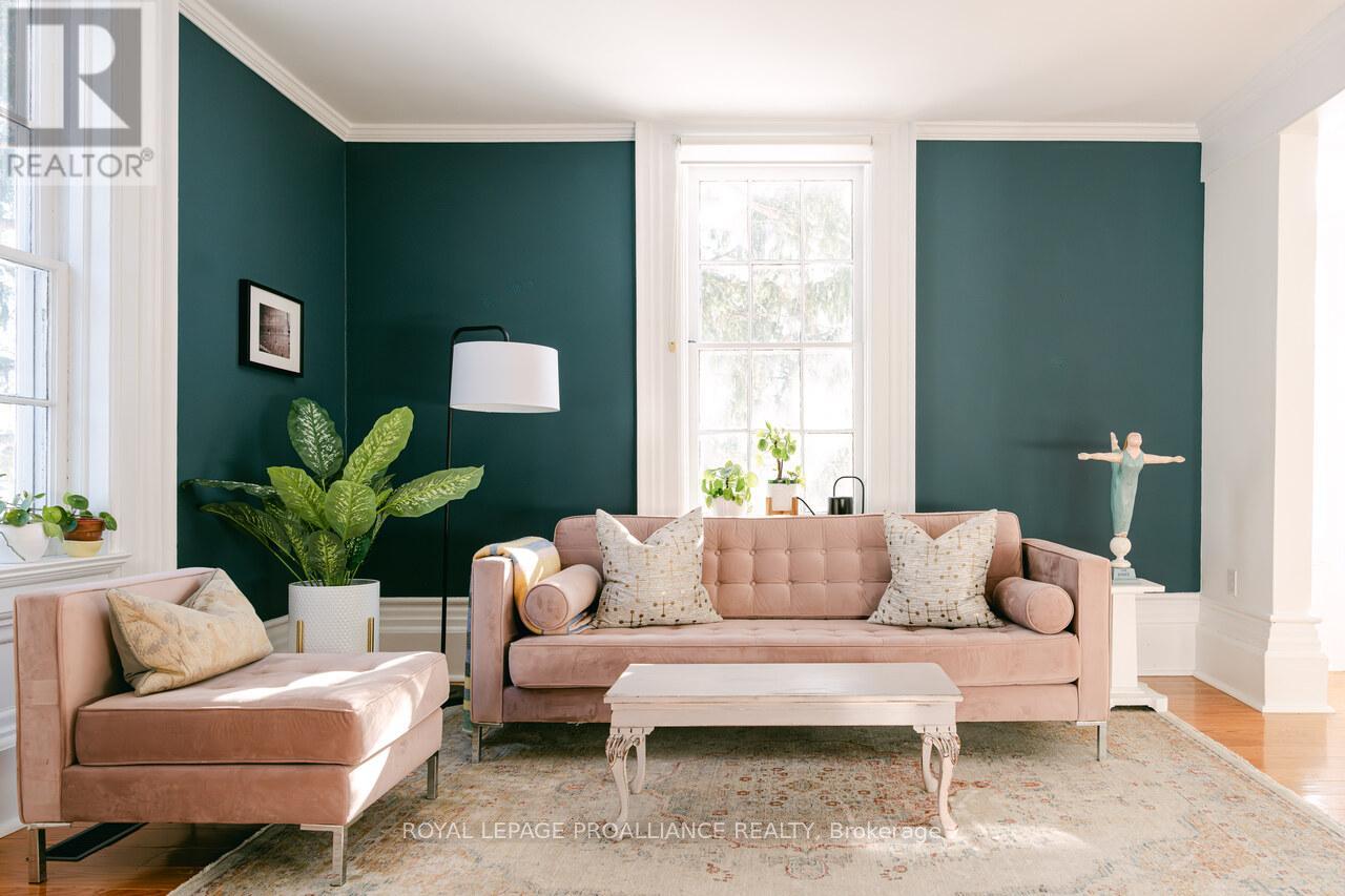 374 Bloomfield Main Street, Prince Edward County, Ontario  K0K 1G0 - Photo 9 - X12736678