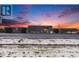 2/3 - 6682 BANK STREET, Ottawa, Ontario