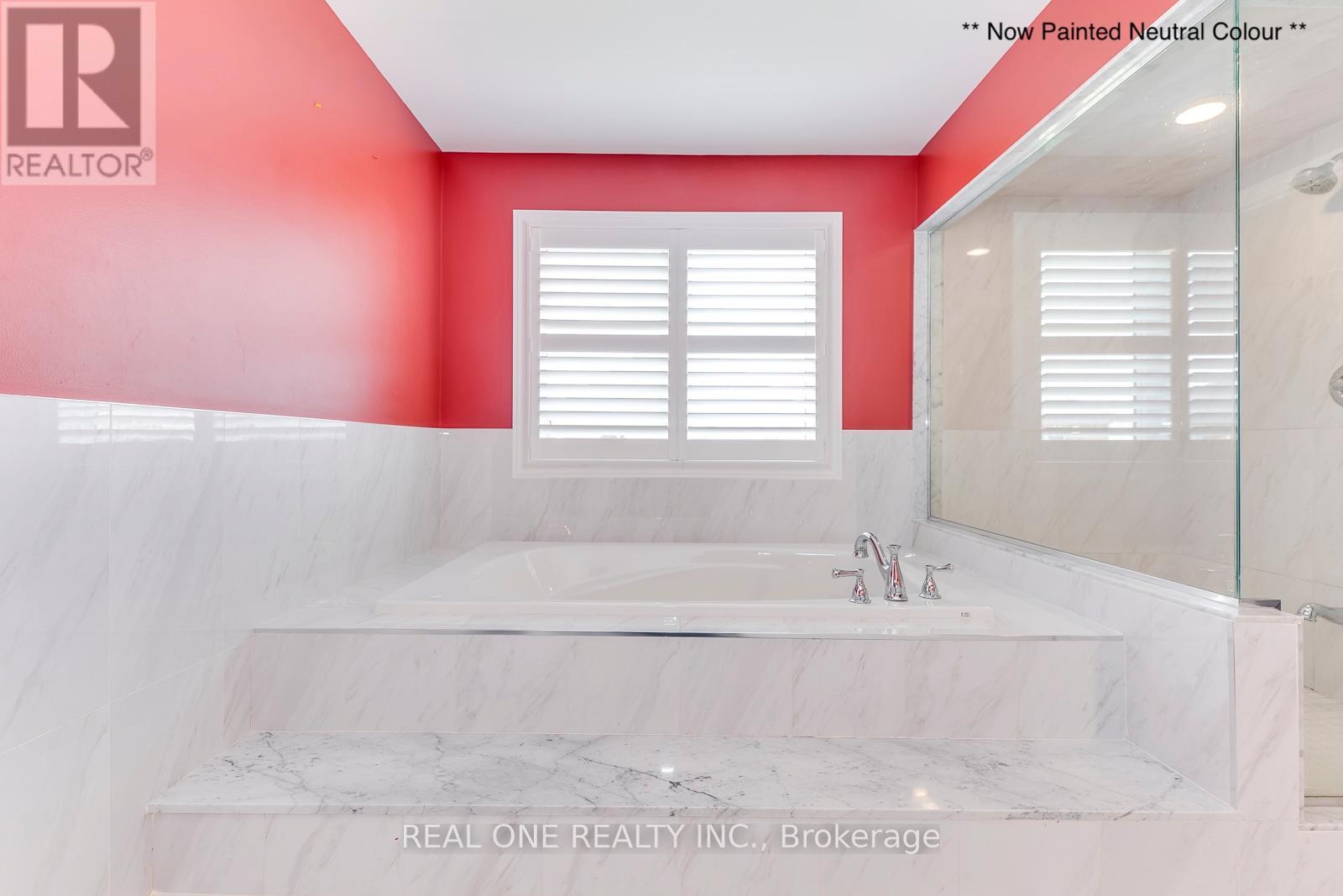 1280 Kestell Boulevard, Oakville, Ontario  L6H 0B3 - Photo 35 - W12679500