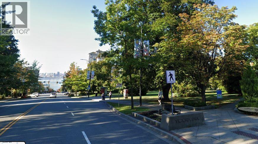 751 Lonsdale Avenue, North Vancouver, British Columbia  V7M 2G9 - Photo 3 - C8072653