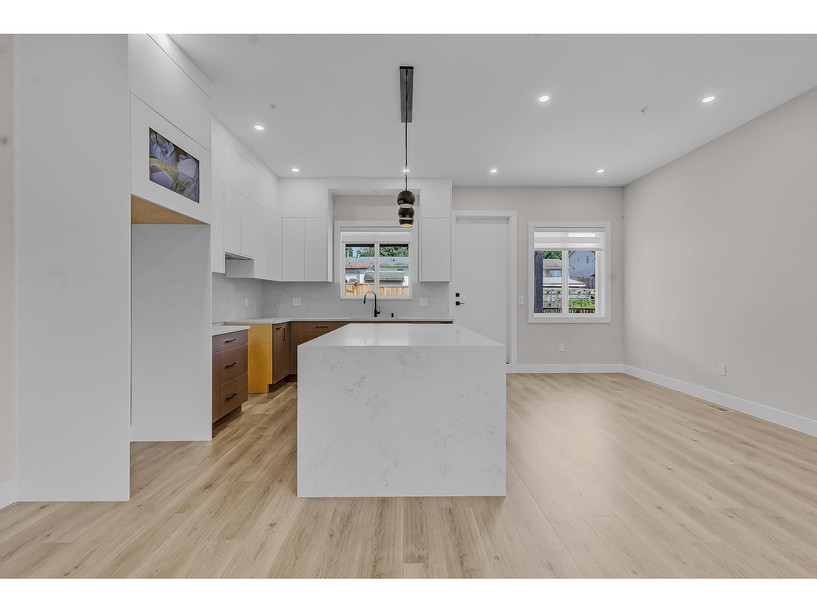 32711 Antelope Avenue, Mission, British Columbia  V2V 7A9 - Photo 12 - R3078784