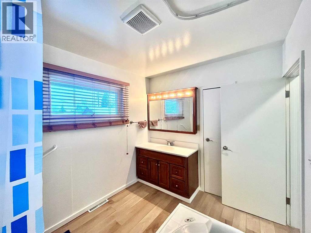 2326 19 Avenue, Bowden, Alberta  T0M 0K0 - Photo 28 - A2276839