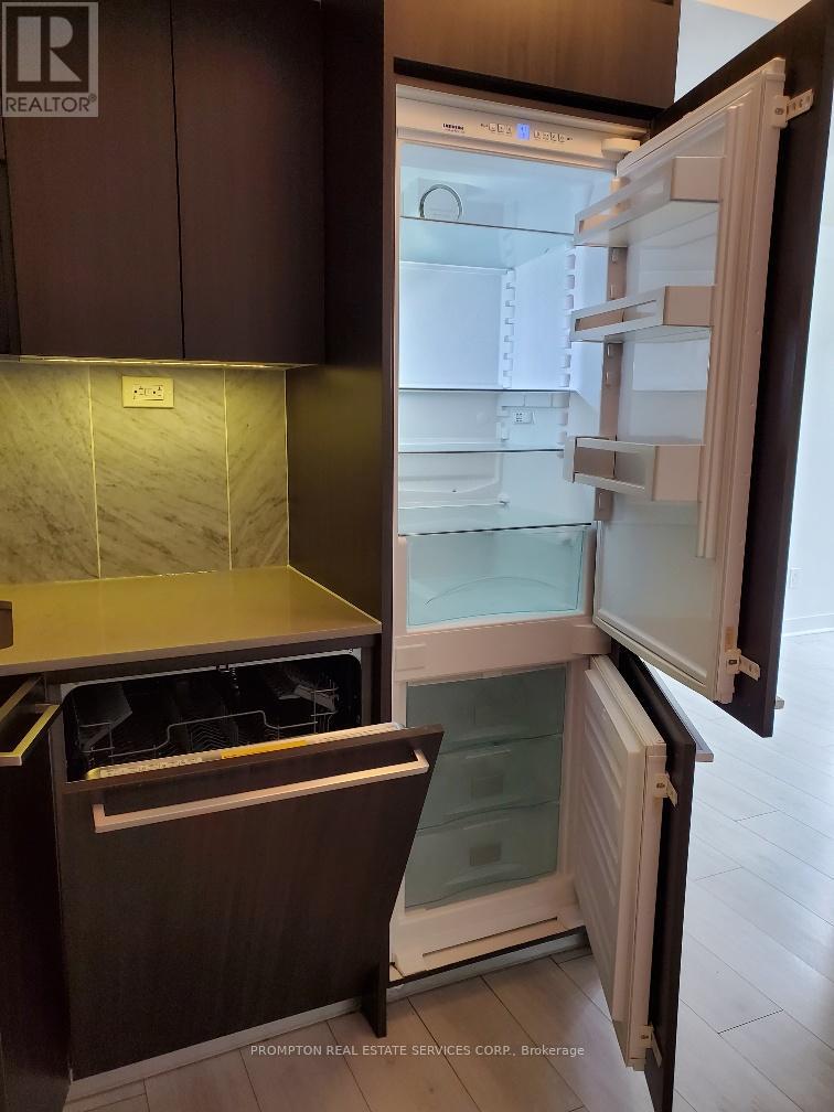 706 - 70 Queens Wharf Road, Toronto, Ontario  M5V 0J2 - Photo 8 - C12736648